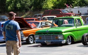 Car Viewing at Kool Deadwood Nites